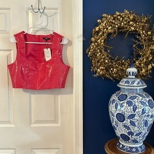 NWT Women’s 7 For All Mankind Faux Crocodile Leather Hot Pink Crop Top Size L